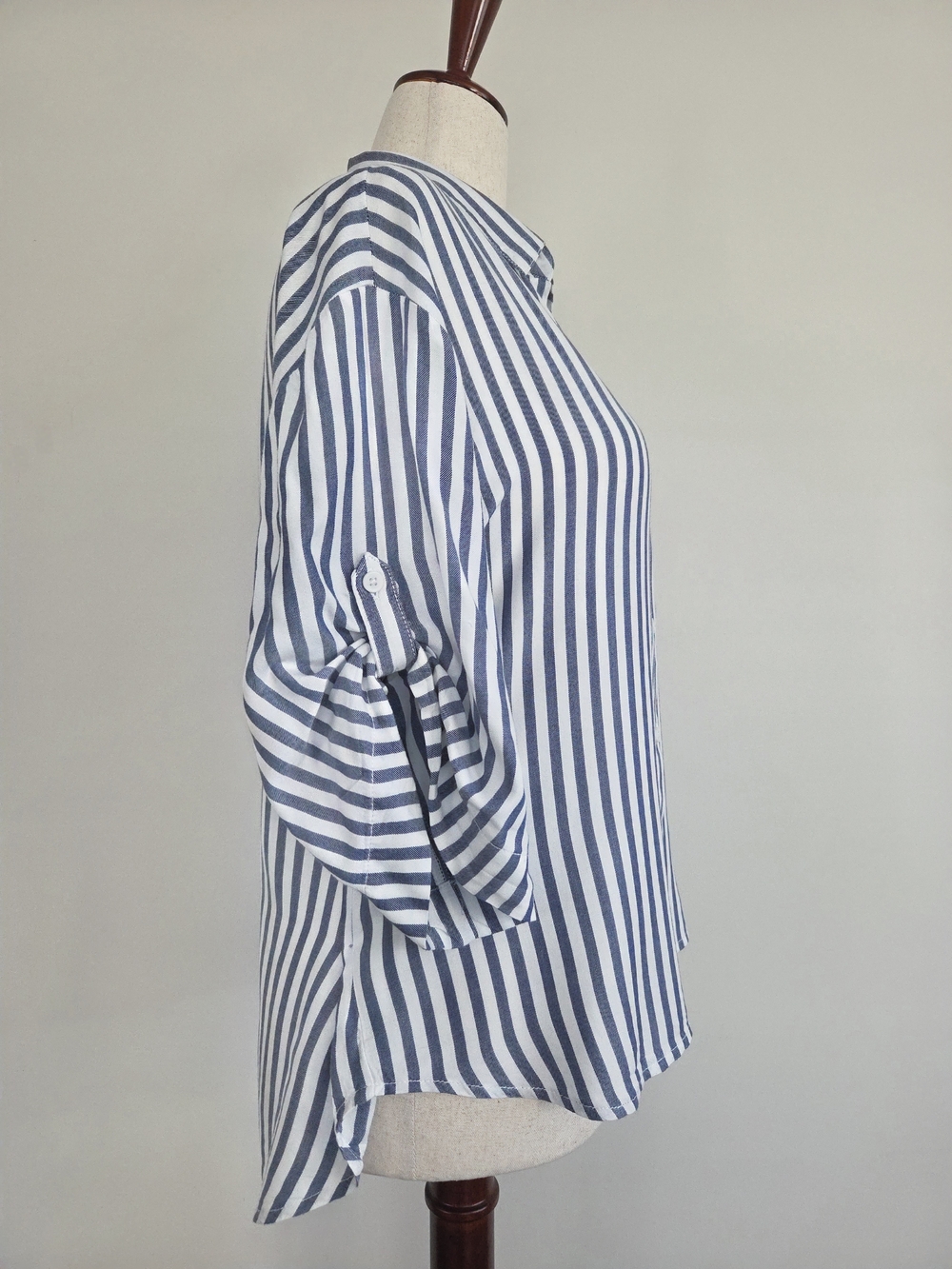 beachlunchlounge Navy & White Murphy Striped Shirt  Size L - Picture 3 of 9